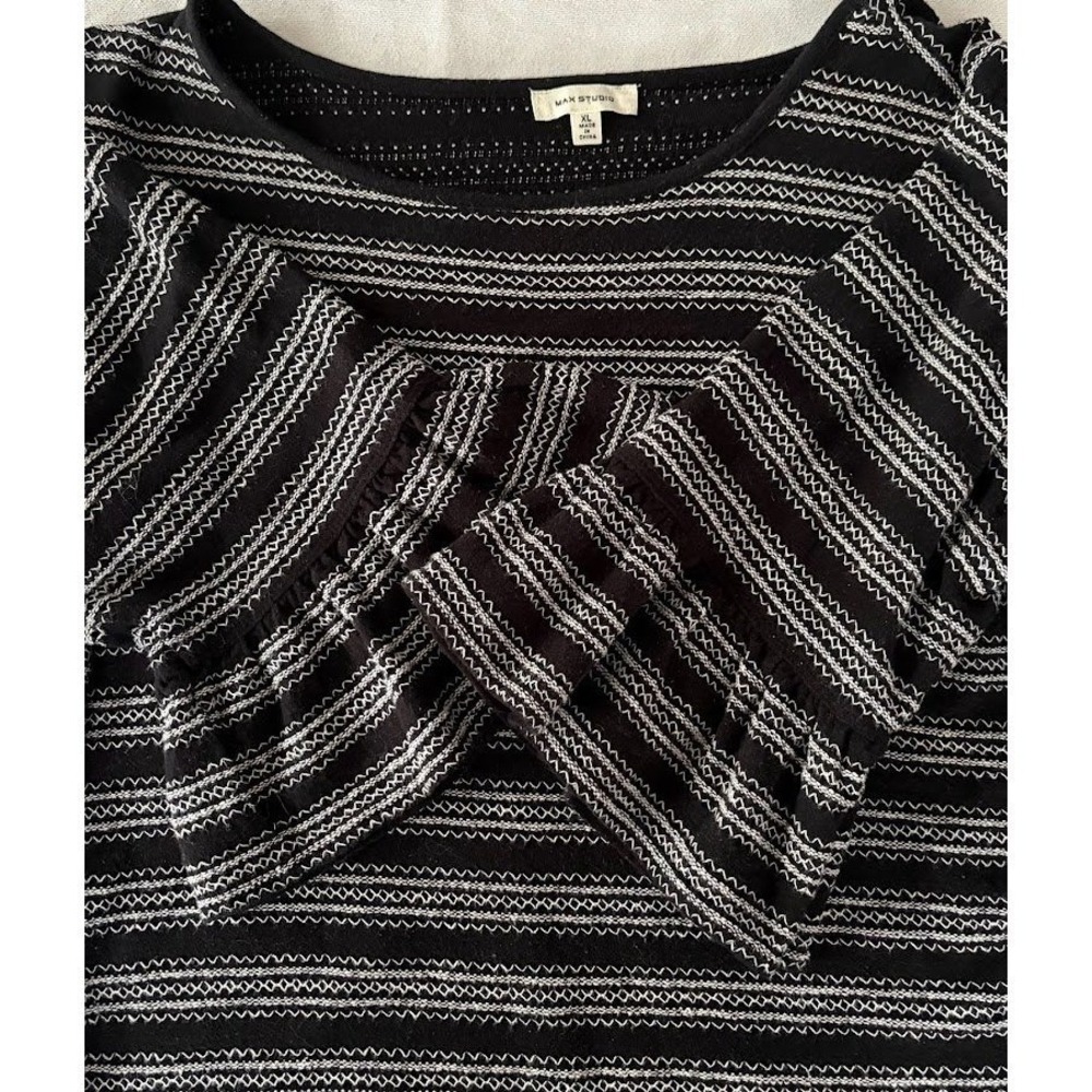 MAX STUDIO Black White Striped Bell Sleeve Blouse Top XL Embroidered‎ Ruffle